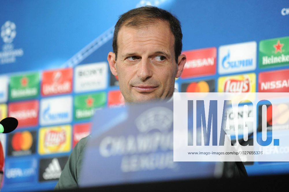 IPP20170313 Football - soccer: UEFA Champions League 2016 2017, Juventus Turin - FC Porto, massimiliano allegri allenatore juventus (Hinweis: Verwendung nur in Deutschland - only Germany) ZWEIx PhotoxPressx