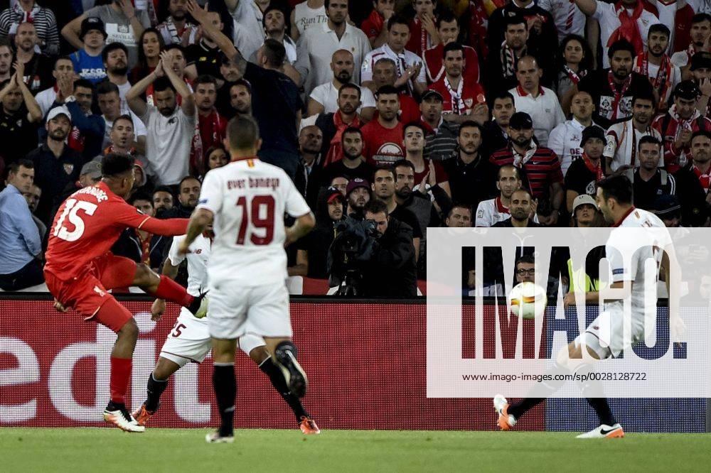 Daniel Sturridge of Liverpool scores his side opening goal during the UEFA Europa League Final between Liverpool and Sevilla at St. Jakob-Park, Basel, Switzerland on 18 May 2016.