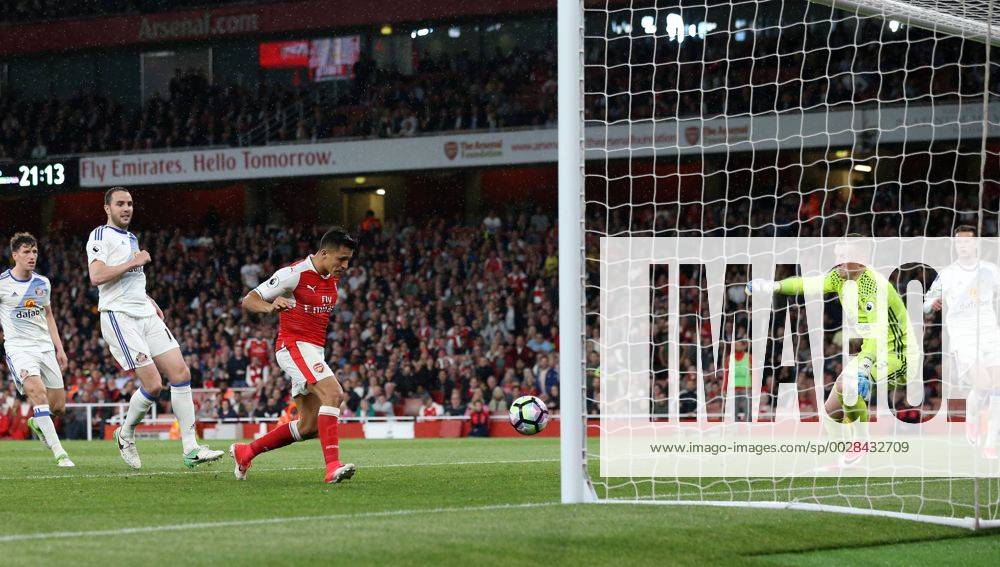 Arsenal s Alexis Sanchez scoring his sides opening goal during the Premier League match at the Emirates Stadium, London. Picture date: May 16th, 2017. Pic credit should read: David Klein Sportimage .