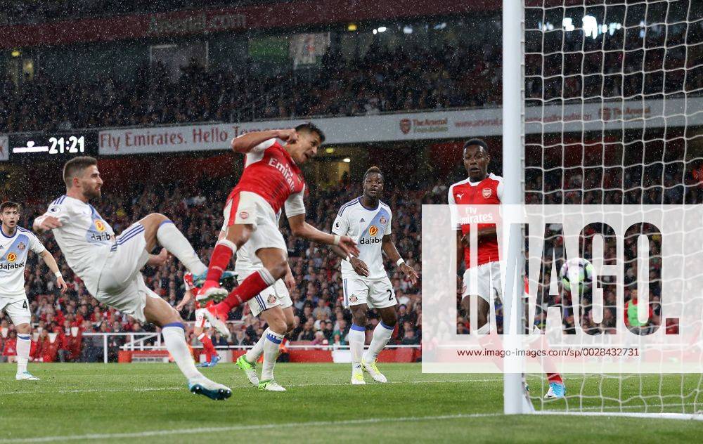 Arsenal s Alexis Sanchez scoring his sides second goal during the Premier League match at the Emirates Stadium, London. Picture date: May 16th, 2017. Pic credit should read: David Klein Sportimage .