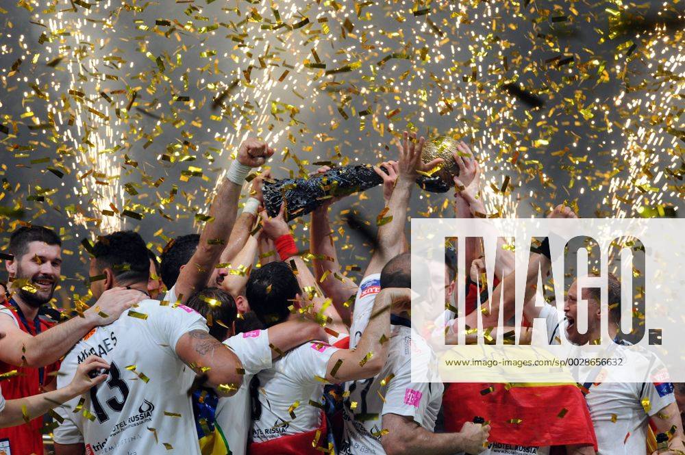 - SPORT Paris SG vs HC Vardar Skopje Köln (GER). Lanxess-Arena (Kölnarena), 4.6.2017 Handball, Finale des VELUX EHF Final 4, EHF Men s Champions League Final Four CL-Gewinner HC Vardar Skopje
