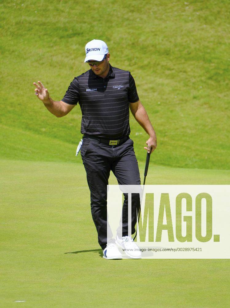 July 8th 2017, Portstewart Golf Club, Portstewart, Northern Ireland; Dubai Duty Free Irish Open Golf Championship, Day 3; Ryan Fox (NZL) thanks for the crowd after his putt on the 3rd during the third round of the Dubai Duty Free Irish Open Cookex ActionPlus11898982