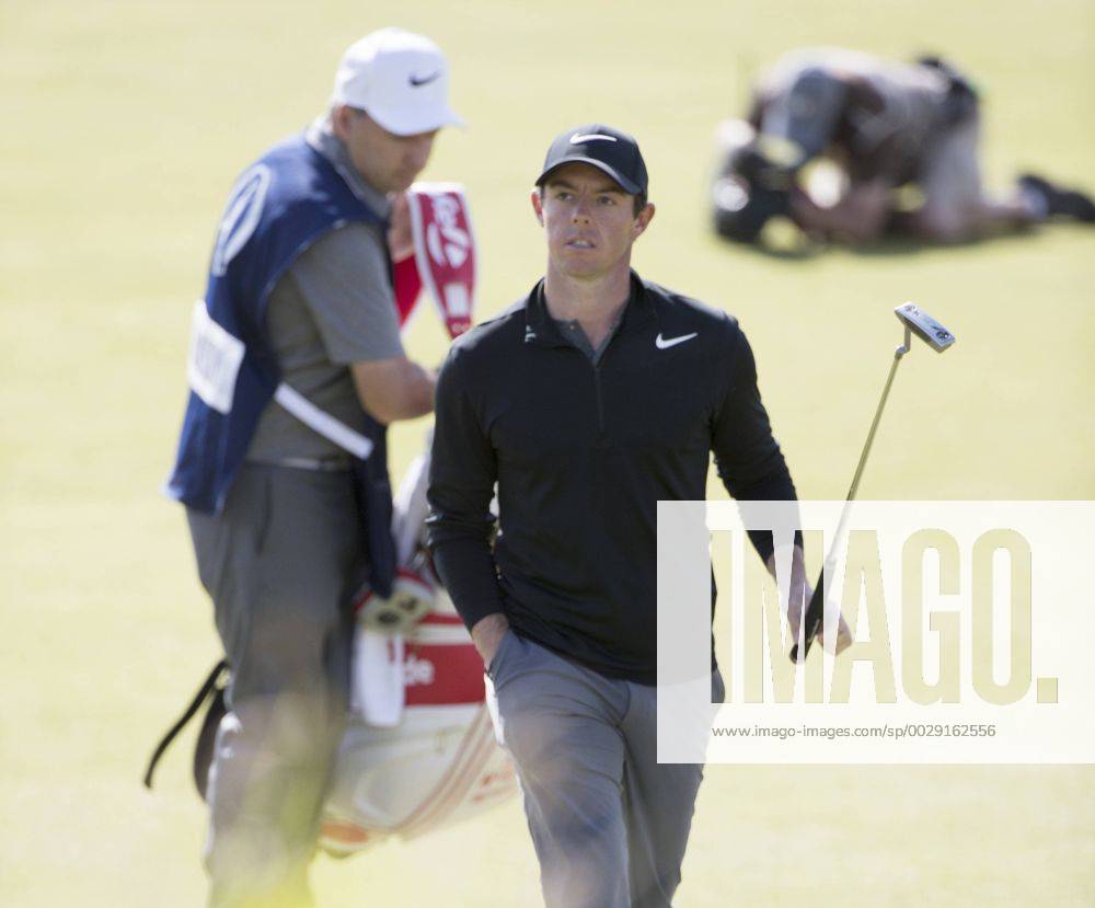 Rory McIlroy on the 8th at the 146th Open Championship at Royal Birkdale Golf Club,Southport,England on July 22, 2017 LON2017072206 HUGOxPHILPOTT