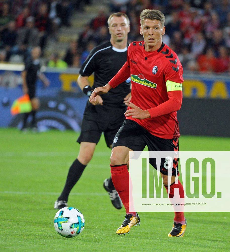 SC Freiburg vs NK Dom?ale Domzale Freiburg, Schwarzwald Stadion, 27.7.2017 Fußball, UEFA; Europa-League-Qualifikation; Saison 2017-2018 Mike FRANTZ, SC Freiburg Foto- und alle