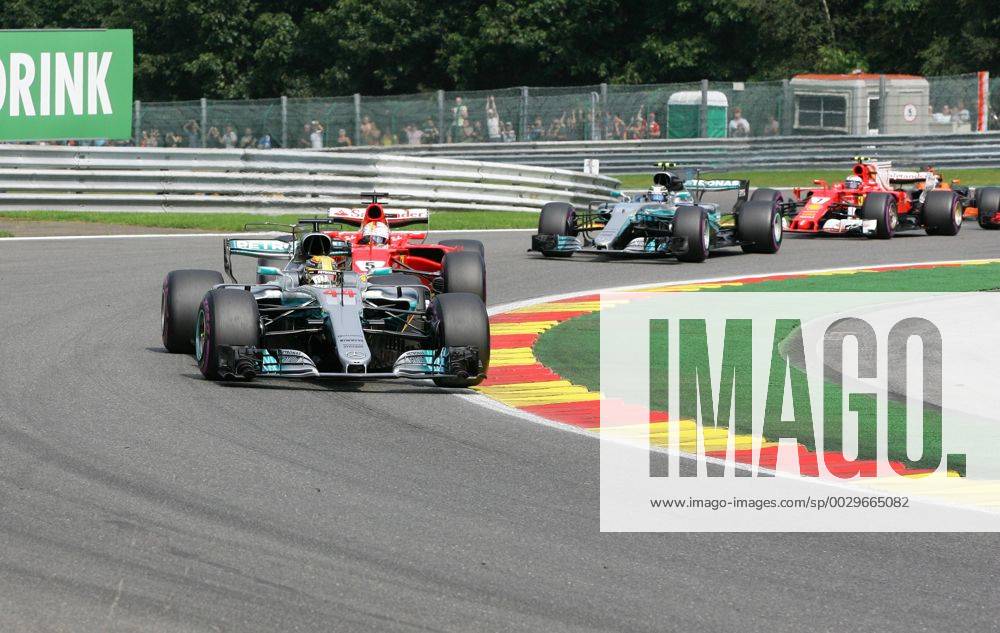 Lewis Hamilton; Mercedes Grand Prix, Sebastian Vettel, Scuderia Ferrari, formula 1 GP, Belgien in Spa, 27.08.2017 Photo:mspb Stiefel Lewis Hamilton; Sebastian Vettel, formula 1 GP, Belgien