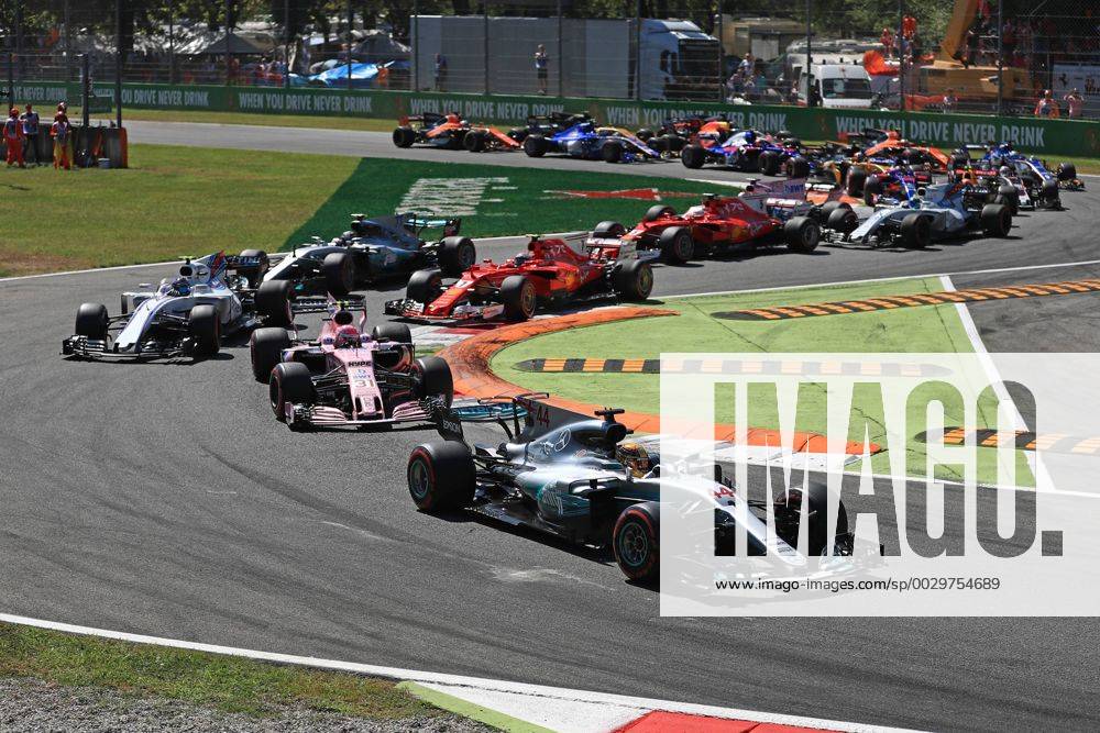 3rd September 2017, Autodromo Nazionale Monza, Monza; Italian Grand Prix, Race Day; Lewis Hamilton - Mercedes AMG Petronas F1 W08 EQ Energy+ leads race start xOctanex ActionPlus11925437