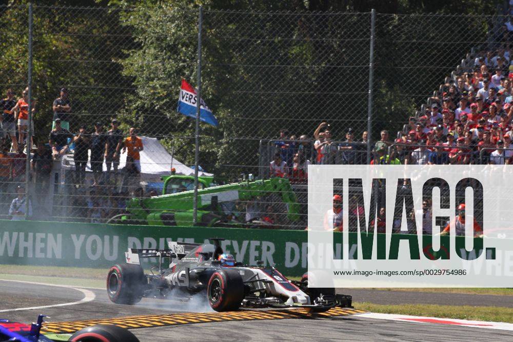 Race, Romain Grosjean (FRA) Haas F1 Team VF-17 Italian Grand Prix, Monza 31 August - 03 September 2017 03.09.2017- Race, Romain Grosjean (FRA) Haas F1 Team VF-17