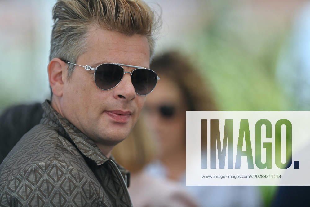 Cannes - Un Certain Regard Jury Photocall Benjamin Biolay attending the photocall of the jury of the Un Certain Regard section during the 75th annual Cannes film festival at Palais des Festivals on May 18, 2022 in Cannes, France. Photo by Franck Castel ABACAPRESS.COM Cannes France