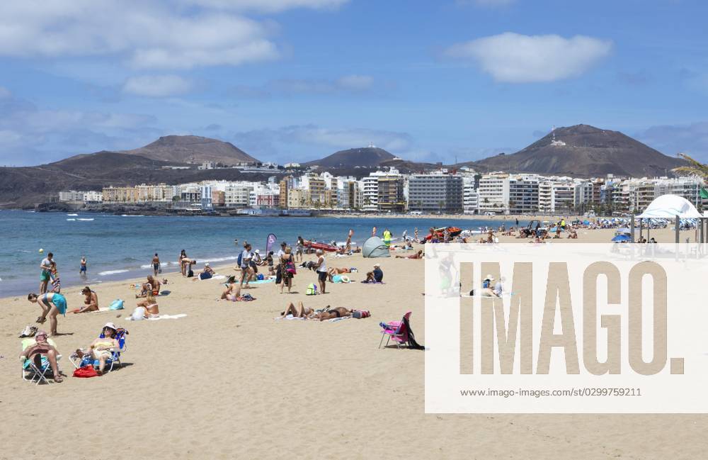 Strand Playa de las Canteras, Las Palmas, Provinz Las Palmas, Gran Canaria, Kanarische Inseln, Spanien, baden, Bikini, Sonne, Meer, Touristen, Europa