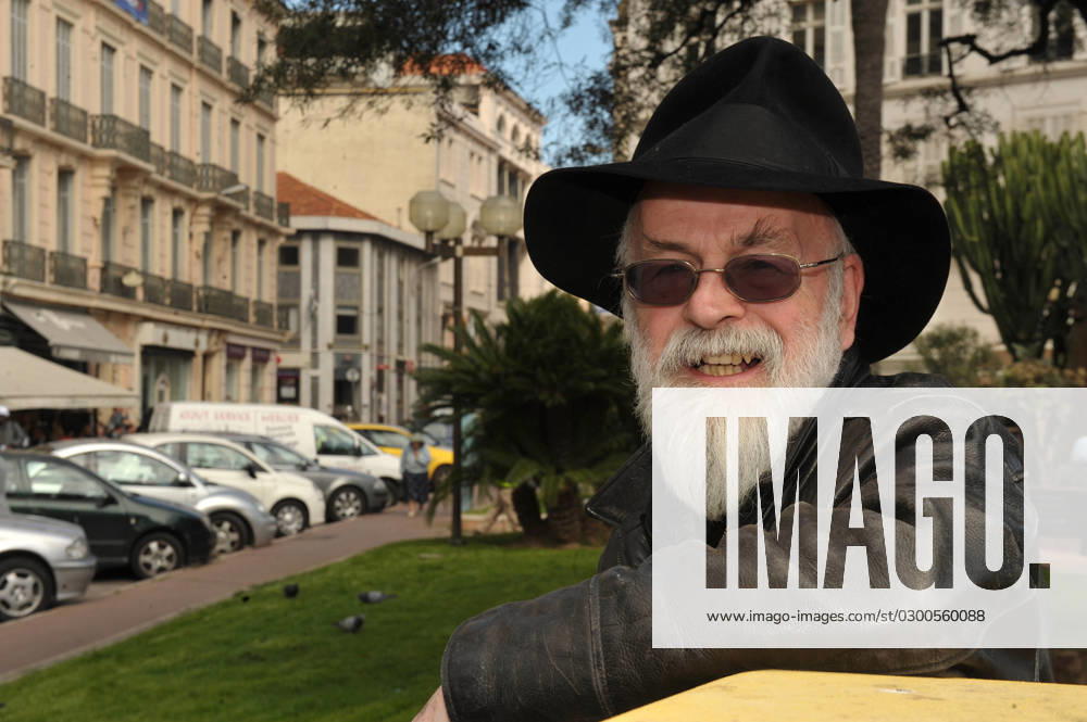 Charles Dance and Terry Pratchett at the MIPTV - Cannes Multi-million selling author Terry Pratchett posing at a photocall for Letter Box the third Discworld series of film during the MIPTV 2010 in Cannes, France on April 13, 2010. Photo by Giancarlo Gorassini ABACAPRESS.COM Cannes France