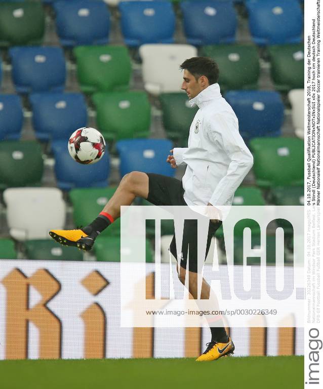 Fussball Qualifikation Weltmeisterschaft 2018, Training der Deutschen Nationalmannschaft im Windsor Park Stadium Belfast. Lars Stindl (Deutschland)