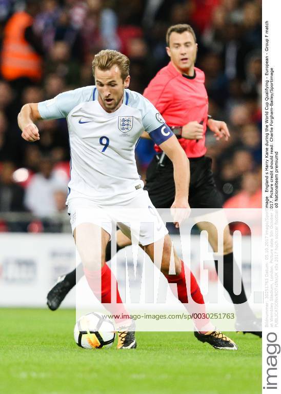 England s Harry Kane during the World Cup Qualifying - European - Group F match at Wembley Stadium, London. Picture date 5th October 2017. Picture credit should read: Charlie Forgham-Bailey Sportimage .