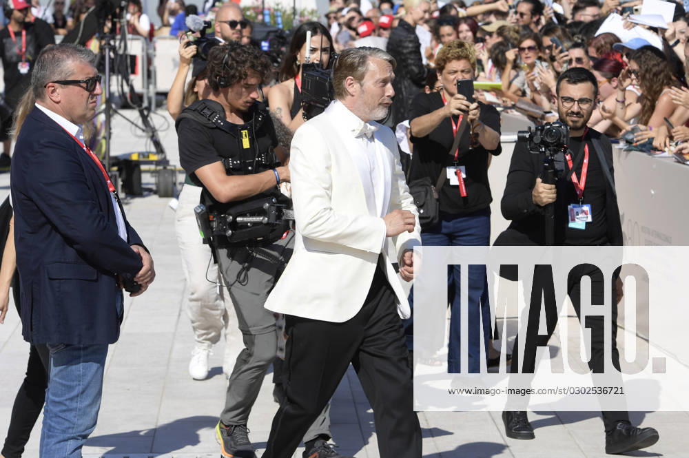 Mads Mikkelsen bei der Premiere des Kinofilms Bastarden The Promised Land auf der Biennale di Venezia 2023 80. Internationale Filmfestspiele von Venedig im Palazzo del Cinema. Venedig
