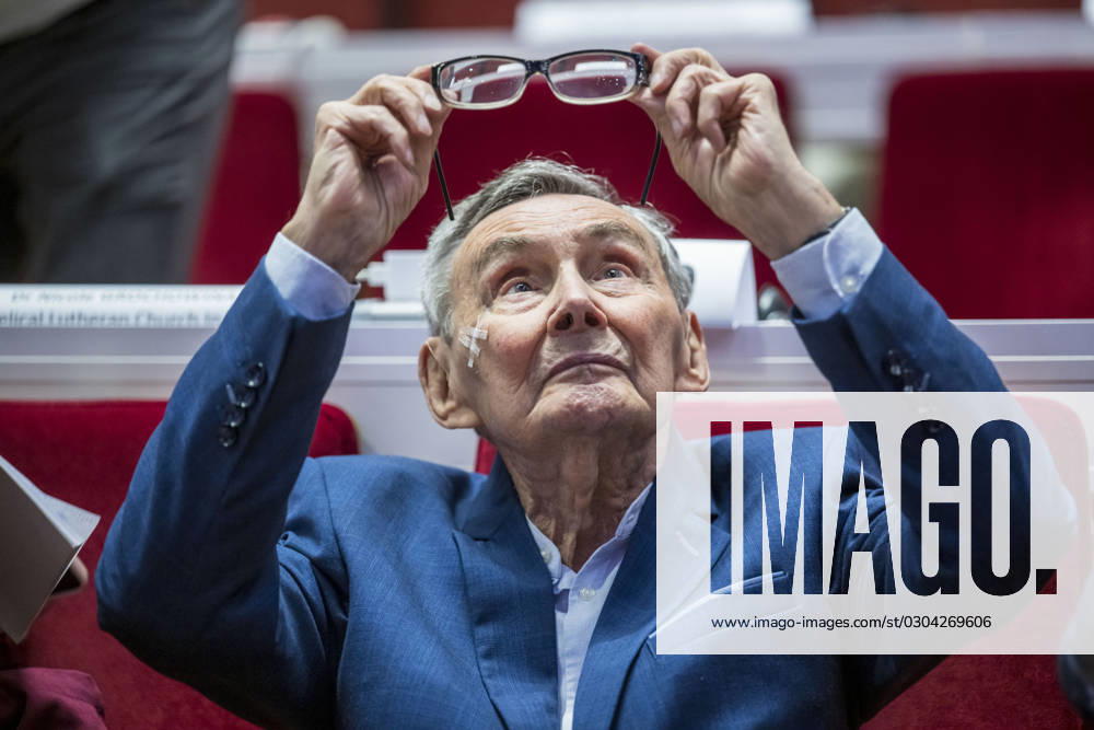 KW37 Der juedische NS-Zeitzeuge Marian Turski (97), polnischer Journalist und Praesident des Internationalen Auschwitz Komitees, am Samstag (16.09.2023) auf der 13. Vollversammlung des Lutherischen Weltbundes (LWB) im polnischen Krakau. Die einwoechige Tagung steht unter dem Motto Ein Leib, Ein Geist, Eine Hoffnung . Die Versammlung soll einen neuen Praesidenten waehlen und die Arbeitsschwerpunkte der internationalen Kirchengemeinschaft mit 77 Millionen lutherischen Christen festlegen.