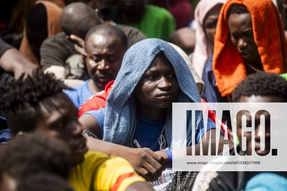 Migrant emergency, the situation in the hotspot on the fifth day after the disembarkation of around 6000 people, Lampedusa, 16 Sept 2023 migrant emergency, the situation in the hotspot on the fifth day after the disembarkation of around 6000 people, Lampedusa, 16 Sept 2023, Credit:Alessandro Serranò Avalon Italy, Lampedusa