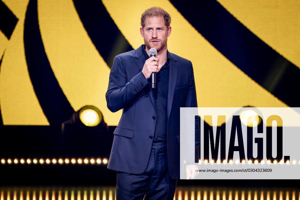 Closing Ceremony der Invictus Games 2023 Prinz Harry, Duke of Sussex bei seiner Rede bei der Closing Ceremony bei den Invictus Games 2023 in Duesseldorf, Duesseldorf, 16.09.2023 Duesseldorf Nordrhein-Westfalen Deutschland