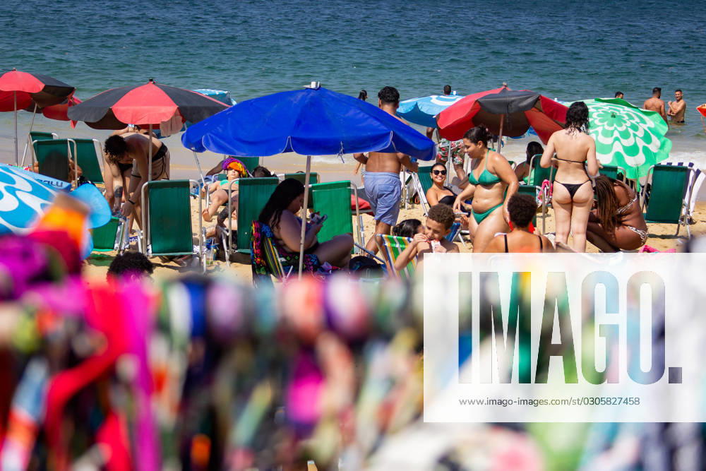 Movement of bathers on the red beach Rio de Janeiro (RJ) 09 25 2023 - BEACH WEATHER WEATHER - Movement of bathers on Vermelha beach, in Urca, south of Rio de Janeiro, this Monday (25) (Foto: Erica Martin Thenews2 imago images) Movement of bathers on the red beach