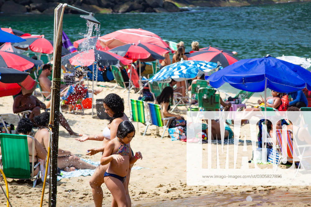 Movement of bathers on the red beach Rio de Janeiro (RJ) 09 25 2023 - BEACH WEATHER WEATHER - Movement of bathers on Vermelha beach, in Urca, south of Rio de Janeiro, this Monday (25) (Foto: Erica Martin Thenews2 imago images) Movement of bathers on the red beach