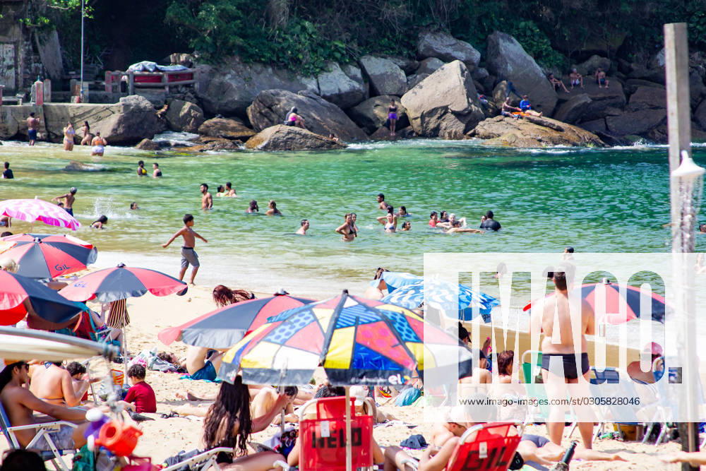 Movement of bathers on the red beach Rio de Janeiro (RJ) 09 25 2023 - BEACH WEATHER WEATHER - Movement of bathers on Vermelha beach, in Urca, south of Rio de Janeiro, this Monday (25) (Foto: Erica Martin Thenews2 imago images) Movement of bathers on the red beach