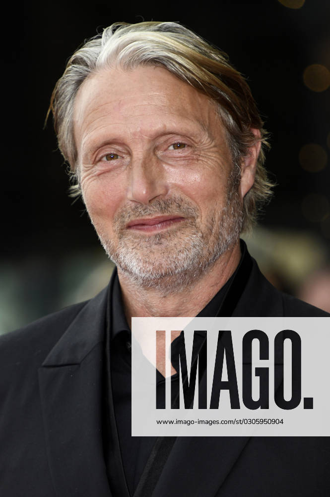 Mads Mikkelsen bei der Premiere des Kinofilms The Promised Land Bastarden auf dem 71. Internationalen Filmfestival San Sebastian Festival Internacional de Cine de San Sebastian im Theater Victoria Eugenia. San Sebastian