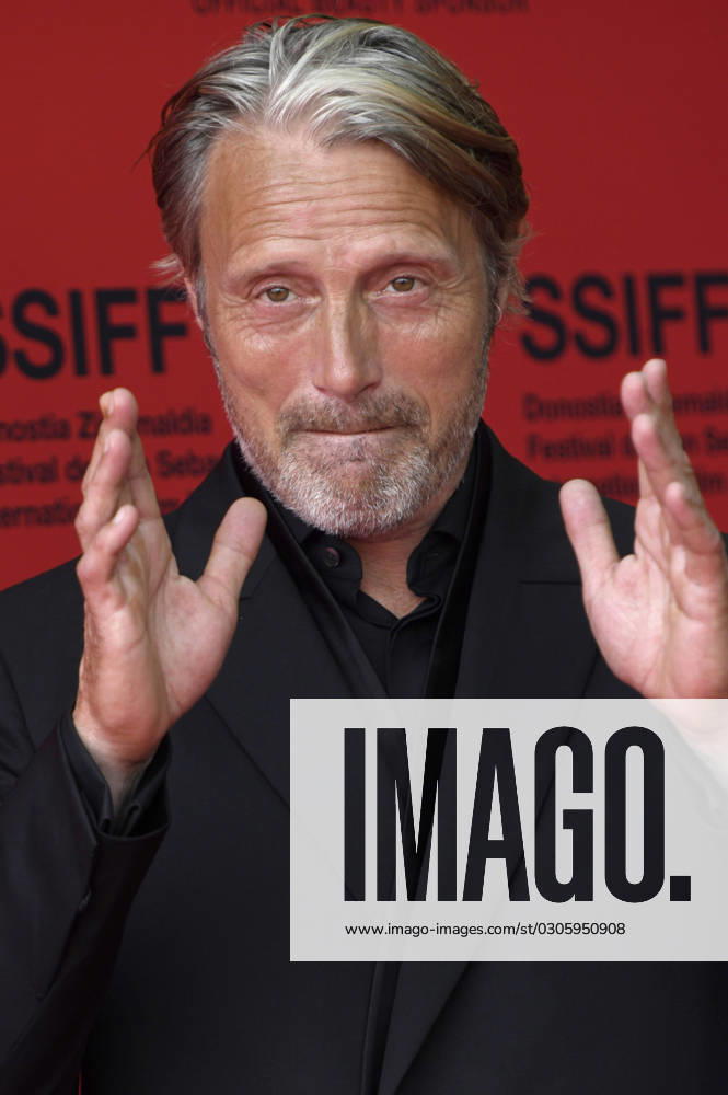 Mads Mikkelsen bei der Premiere des Kinofilms The Promised Land Bastarden auf dem 71. Internationalen Filmfestival San Sebastian Festival Internacional de Cine de San Sebastian im Theater Victoria Eugenia. San Sebastian