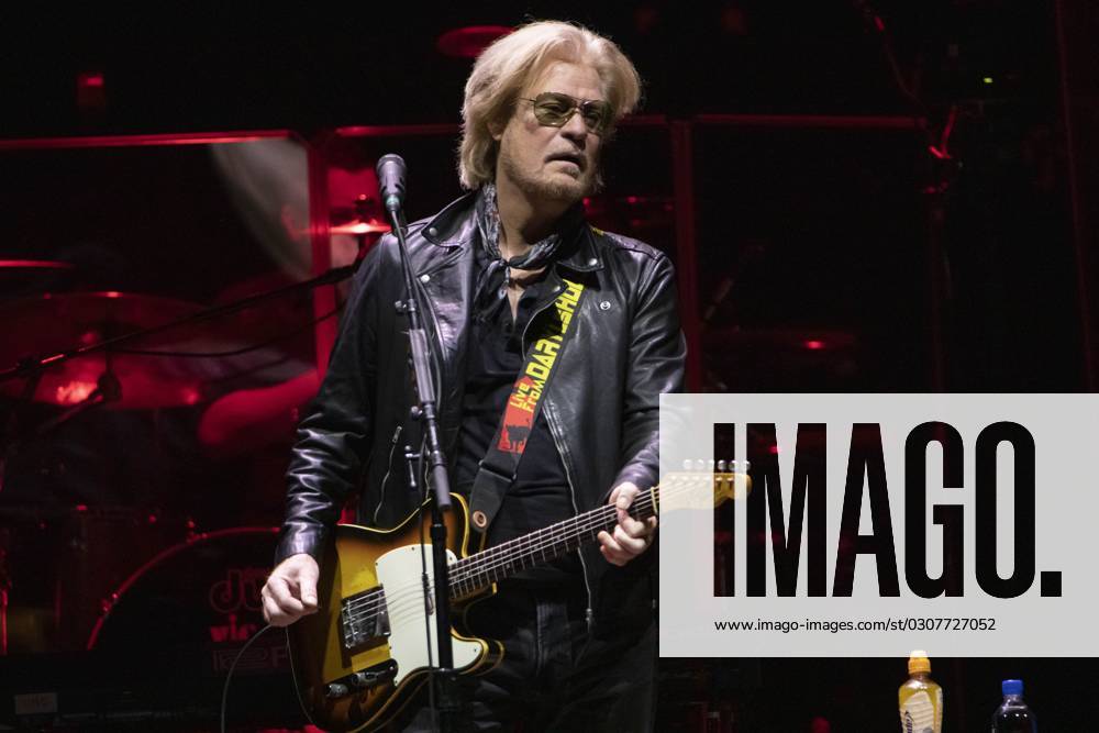 Hall and Oates perform at Manchester Arena Daryl Hall of Hall and Oates performs at Manchester Arena, Manchester, England, 28th April 2019, Credit:Mike Gray Avalon