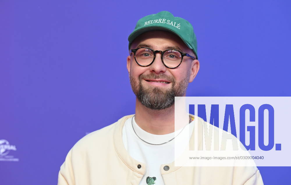 Sänger Mark Forster, die deutsche Stimme von Branch kommt zur Premiere vom Animaltion Film Trolls 3 - Gemeinsam stark der am 19.10.2023 in die Kinos kommt.