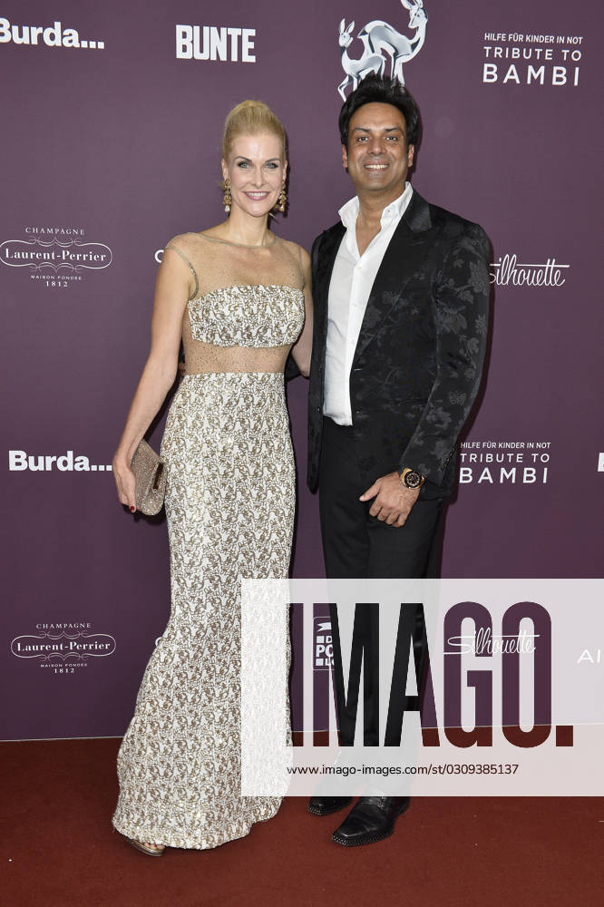 Natascha Gruen und Param Multani bei der Ankunft Tribute to Bambi in Berlin 19.10. 2023