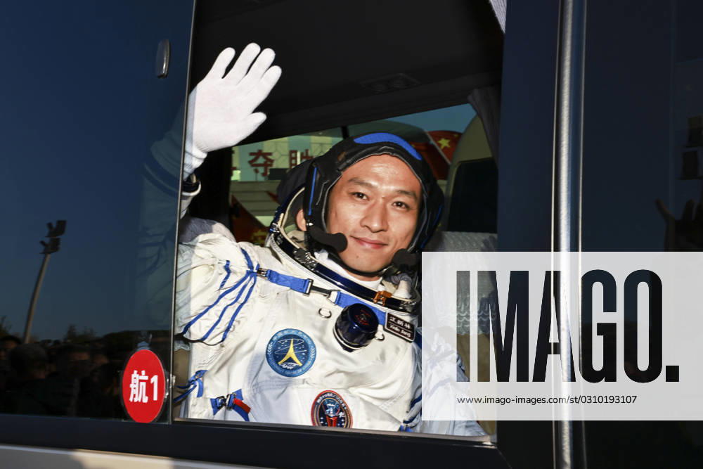(231026) -- JIUQUAN, Oct. 26, 2023 -- Chinese astronaut Jiang Xinlin attends a see-off ceremony at the Jiuquan Satellite Launch Center in northwest China on Oct. 26, 2023. A see-off ceremony for three Chinese astronauts of the Shenzhou-17 crewed space mission was held on Thursday morning at the Jiuquan Satellite Launch Center in northwest China, according to the China Manned Space Agency. ) (EyesonSci) CHINA-SHENZHOU-17-ASTRONAUTS-SEE-OFF CEREMONY (CN) LixGang
