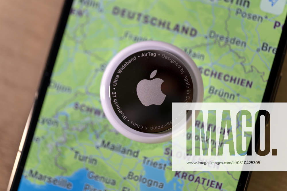Apple Airtag, Mit dem AirTag lassen sich Gegenstände aller Art mit einem Apple iPhone Handy wiederfinden. 26.10.2023, Apple Airtags 26.10.2023, Apple Airtags