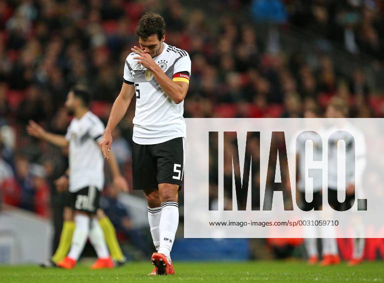Fussball Länderspiel, England - Deutschland, in Wembley National Stadium London. Mats Hummels (Deutschland)
