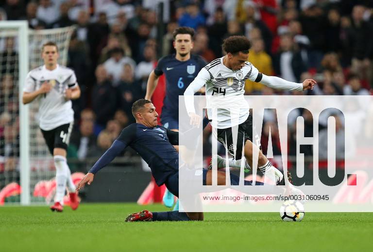 Fussball Länderspiel, England - Deutschland, in Wembley National Stadium London. v.l. Jake Livermore (England) gegen Leroy Sane (Deutschland)