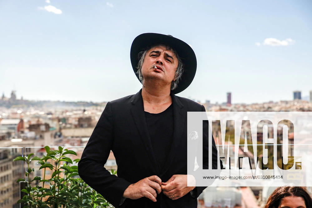 Pete Doherty Presents The Documentary About His Life - Barcelona Musician Pete Doherty poses during the presentation of the documentary Peter Doherty: Stranger in my own Skin at the In-Edit Festival at the Calderon Hotel in Barcelona, Oct. 28, 2023, in Barcelona, Catalonia, Spain. The documentary is about the life of British rock singer Peter Doherty and his struggle with hard drug addiction. Director and keyboardist Katia deVidas, who is also Peter Doherty s wife, filmed the artist over a 10-year period. Now, that raw, intimate footage is the source of the 90-minute film that documents the descent into hell of the singer and lyricist of the well-known British punk rock band, The Libertines, just when his popularity was at its peak. Photo
