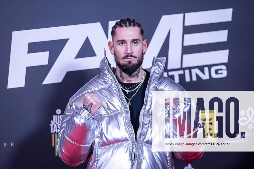 FAME FIGHTING 2023 - Boxevent mit Influencern und Reality-Stars Mike Heiter auf dem roten Teppich - Zahlreiche Reality-Stars und Influencer duellieren sich beim ersten Fame Fighting im Bonner Maritim Hotel im Ring. Vielen Kämpfen gingen offen ausgetragene Streitigkeiten voraus. Organisiert wird der Abend von Eugen Lopez. Bonn Maritim Hotel NRW Deutschland