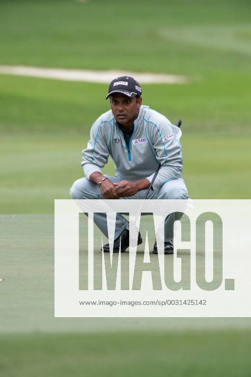 Hong Kong, Hong Kong SAR, CHINA - HONG KONG SAR,CHINA: November 25,2017. Day 3 of the UBS Hong Kong Open Golf at Hong Kong Golf Club Fanling. India s Shiv Shankar Prasad Chawrasia enters the final round on 10 under par. Though his 3rd round was average, he has consistently held the lead.Chawrasia on the 10th green Day 3 of the UBS Hong Kong Open Golf - ZUMAr144 20171125_zap_r144_012