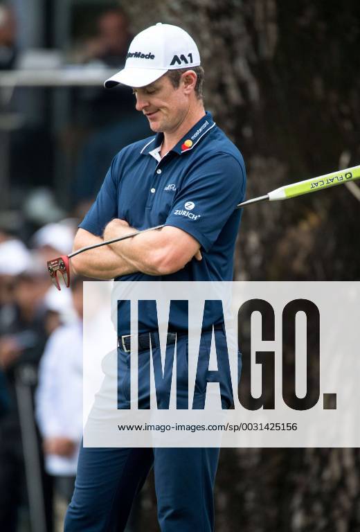 Hong Kong, Hong Kong SAR, CHINA - HONG KONG SAR,CHINA: November 25,2017. Day 3 of the UBS Hong Kong Open Golf at Hong Kong Golf Club Fanling. Englands Justin Rose remains 5 under par 5 points behind the leader. Rose shows his disappointment following his final shot on the 18th green. Day 3 of the UBS Hong Kong Open Golf - ZUMAr144 20171125_zap_r144_007