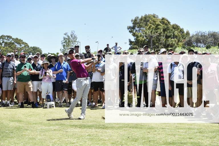 26th November 2017, The Australian Golf Club, Sydney, Australia; Emirates Australian Open Golf, final round; Lucas Herbert (AUS) hits a shot from the rough ActionPlus11956383