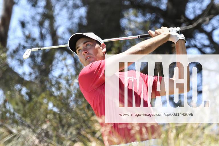 26th November 2017, The Australian Golf Club, Sydney, Australia; Emirates Australian Open Golf, final round; Anthiny Quale (AUS) hits his tee shot ActionPlus11956417