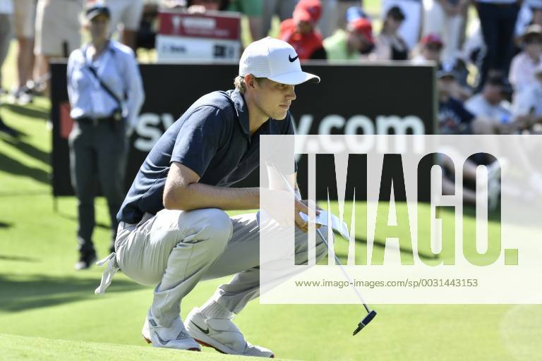 26th November 2017, The Australian Golf Club, Sydney, Australia; Emirates Australian Open Golf, final round; Winner Cameron Davis (AUS) lines up his put ActionPlus11956395