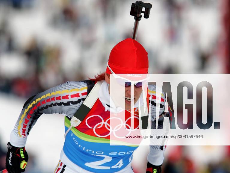 Biathlon Damen Staffel - Silbermedaille - Olympische Spiele 2006 - aufgenommen in San Sicario am 23.02.2006 Kati Wilhelm - Aktion , San Sicario Italien