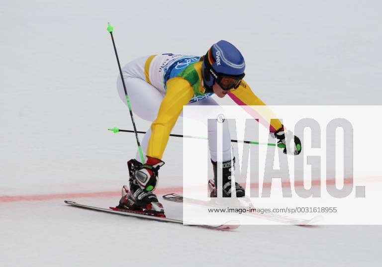 Viktoria Rebensburg ist Olmypiasiegerin im Riesenslalom Der Moment des Sieges aufgenommen bei den Olympischen Spielen in Whistler Mountain - Olympic Games Olympische Spiele Olympia OS Ladies Giant Slalom Alpine Skiing, Whistler Mountain British Columbia Kanada