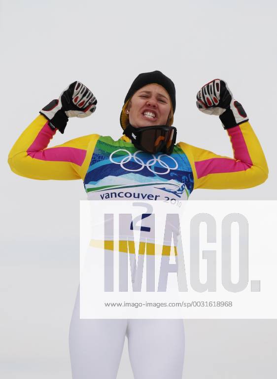 Viktoria Rebensburg ist Olmypiasiegerin im Riesenslalom Jubel Freude aufgenommen bei den Olympischen Spielen in Whistler Mountain - Olympic Games Olympische Spiele Olympia OS Ladies Giant Slalom Alpine Skiing, Whistler Mountain British Columbia Kanada