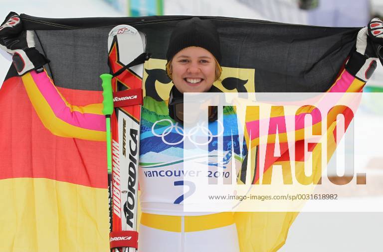 Viktoria Rebensburg ist Olmypiasiegerin im Riesenslalom aufgenommen bei den Olympischen Spielen in Whistler Mountain - Olympic Games Olympische Spiele Olympia OS Ladies Giant Slalom Alpine Skiing, Whistler Mountain British Columbia Kanada