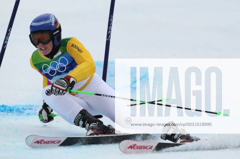 Viktoria Rebensburg ist Olmypiasiegerin im Riesenslalom aufgenommen bei den Olympischen Spielen in Whistler Mountain - Olympic Games Olympische Spiele Olympia OS Ladies Giant Slalom Alpine Skiing, Whistler Mountain British Columbia Kanada