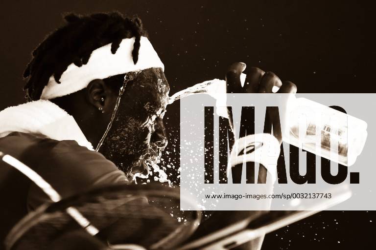 - SPORT Australian Open, extreme Hitze an Tag 4 Gael Monfils (Fra) TENNIS : AUSTRALIAN OPEN 2018 antoinecouvercelle panoramic