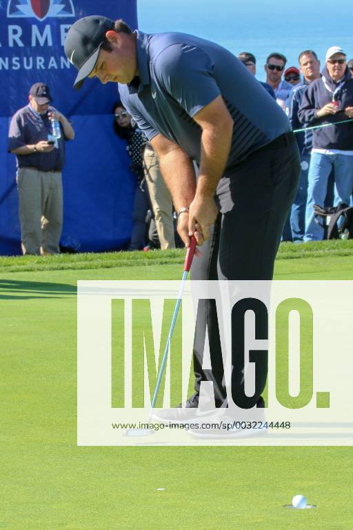 Patrick Reed putts on the 4th green during the first round of the Farmers Insurance Open at Torrey Pines in San Diego, California on January 25, 2018. SDP2018012508 HOWARDxSHEN