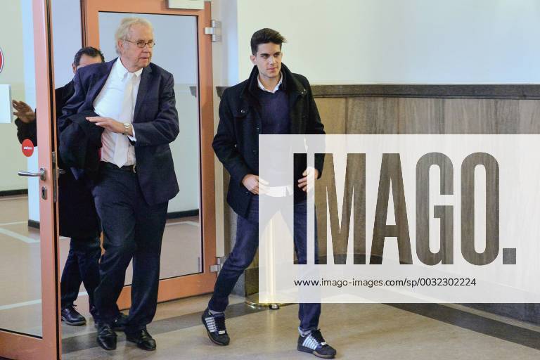 - SPORT Strafverfahren gegen den mutmaßlichen BVB - Attentäter Sergej W.am 29.01.2018 im Landgericht in Dortmund Marc Bartra auf dem Weg zum Gerichtssaal