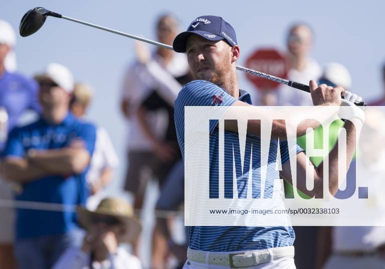 SCOTTSDALE, AZ - FEBRUARY 01: Daniel Berger tees off during the Waste Management Phoenix Open on February 1, 2017 at TPC Scottsdale in Scottsdale, AZ(Photo by Adam Bow Icon Sportswire) GOLF: FEB 01 PGA Golf Herren - Waste Management Phoenix Open Icon1802010063
