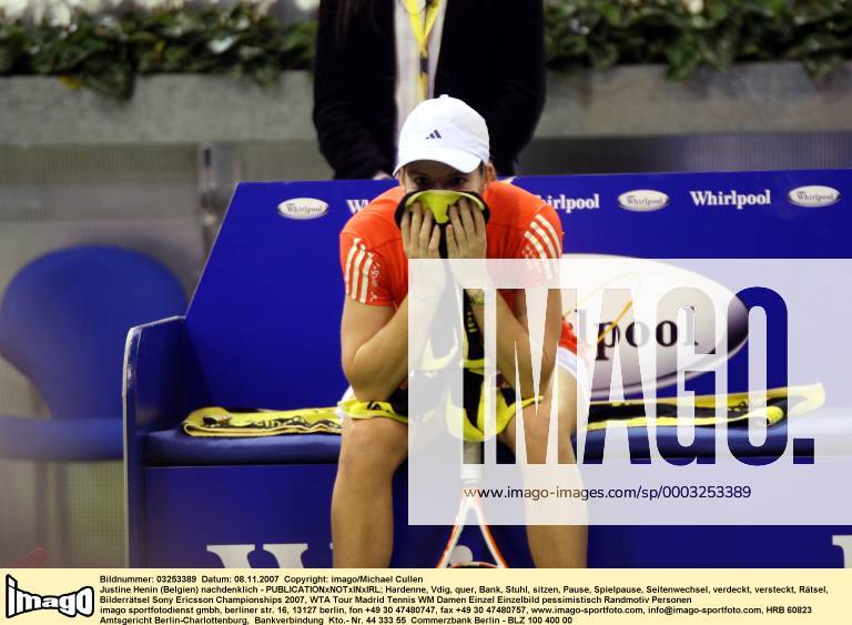 Justine Henin (Belgien) nachdenklich - Tennis WM Damen Sony Ericsson Championships 2007, WTA Tour Einzelbild Madrid Tennis WM Damen Sony Ericsson Championships 2007, WTA Tour Einzelbild Madrid