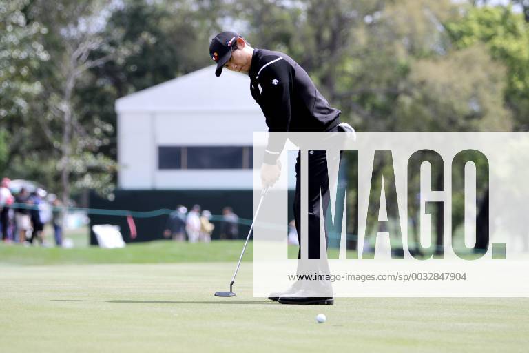 Palm Harbor, Florida, U.S. - DOUGLAS R. CLIFFORD Times .Whee Kim puts at the 18th green while playing the Copperhead Course on Thursday (3 8 18) during the first round of the Valspar Championship at the Innisbrook Golf and Spa Resort in Palm Harbor. Florida News - March 8, 2018 - ZUMAs70_ 82203492st